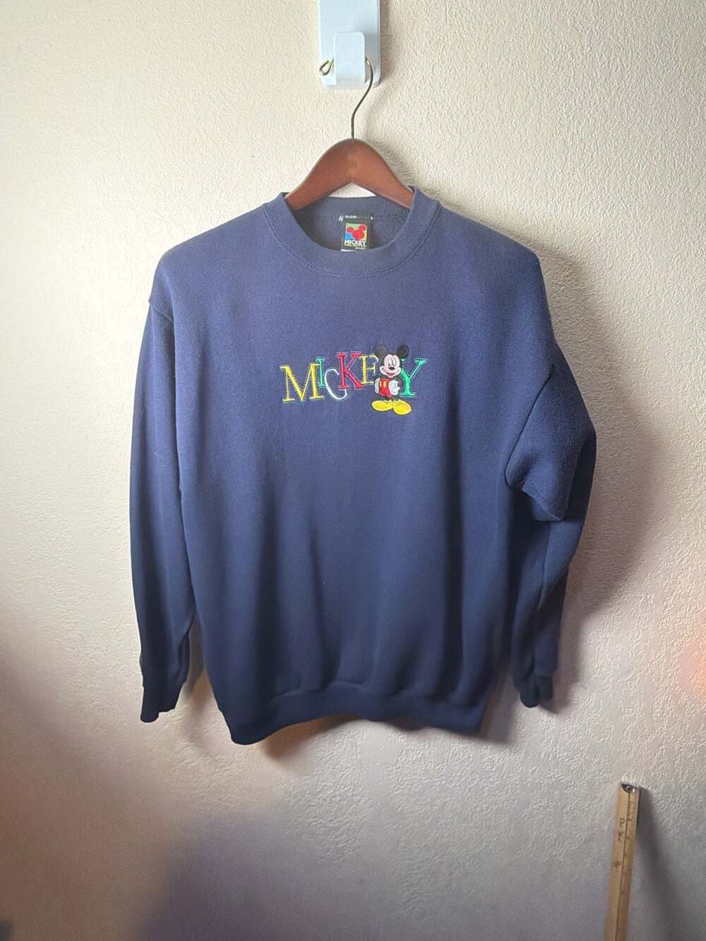 Vtg 90s Mickey Mouse Embroidered Spellout Sweatshirt Navy Blue M Made in USA